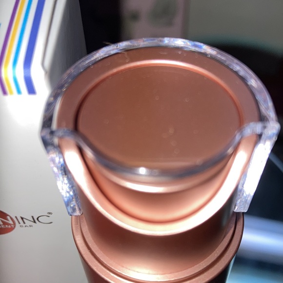 COPY - SKiN INC / SERUM GLOW FILTER - Picture 3 of 8